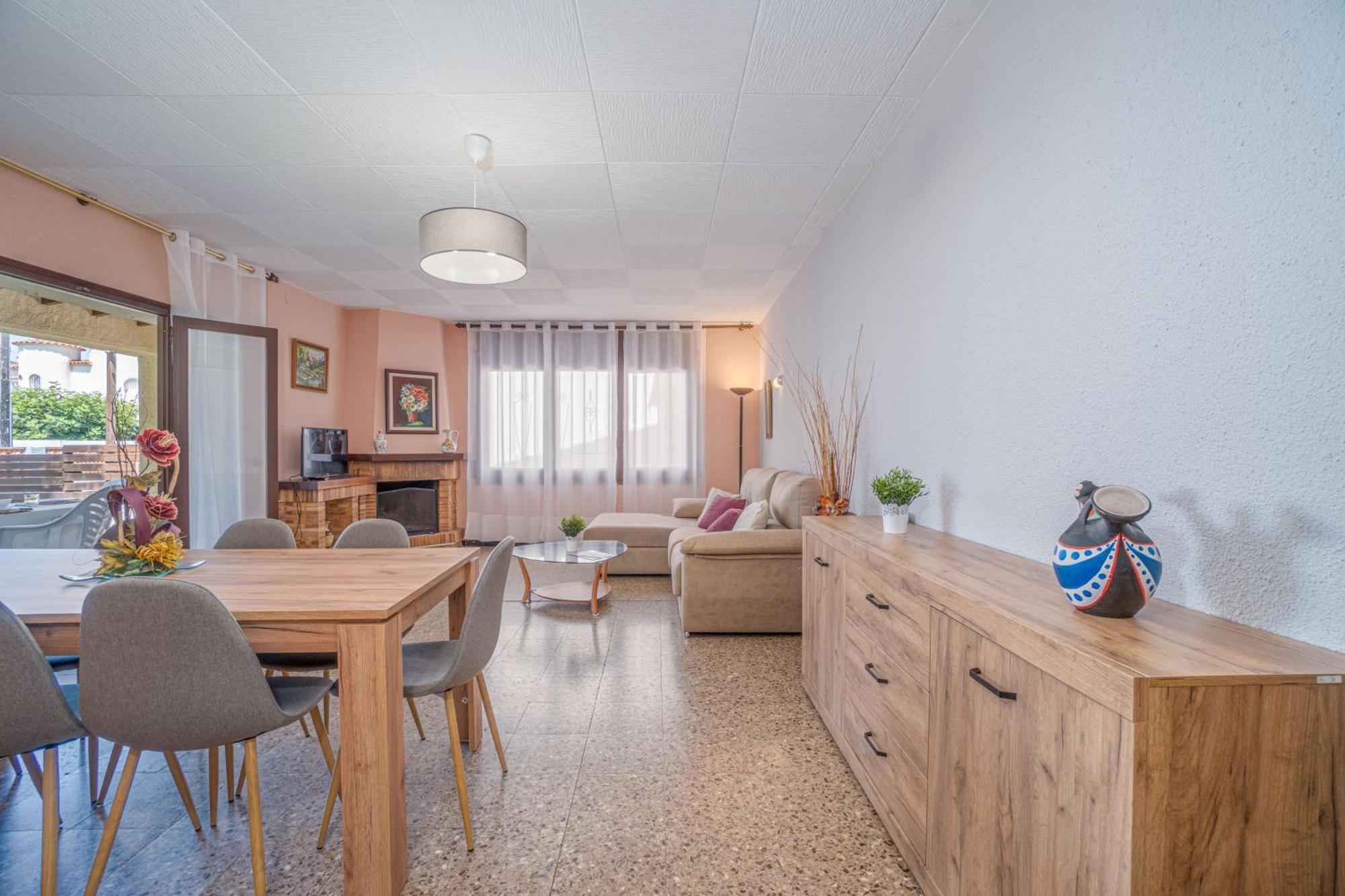Apart-Rent Casa Con Jardin Pani 0081 Empuriabrava Exteriér fotografie