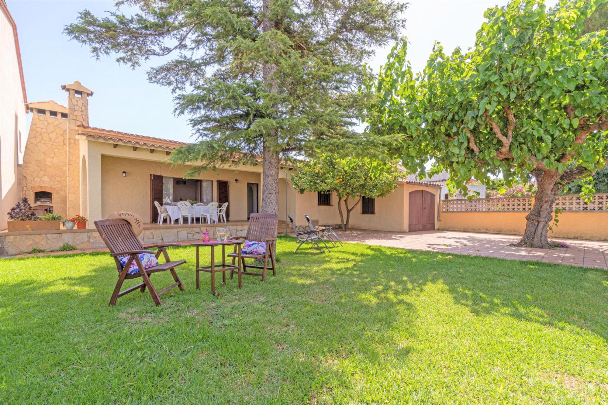 Apart-Rent Casa Con Jardin Pani 0081 Empuriabrava Exteriér fotografie